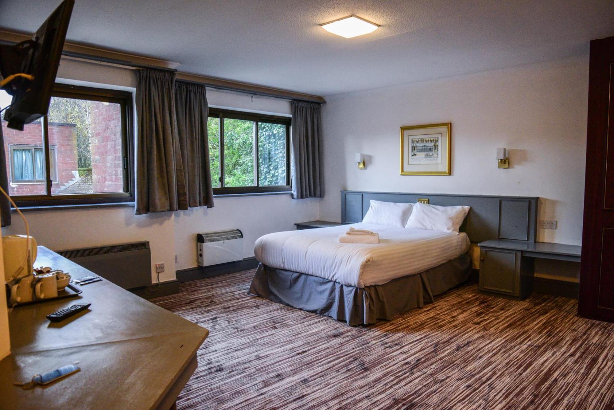Himley Country Hotel Dudley Exterior photo